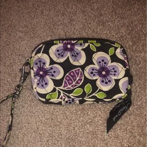 vera bradley wristlet
